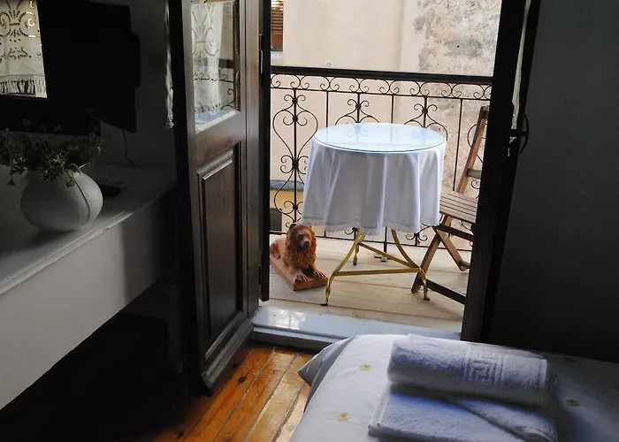 דירה Myron House