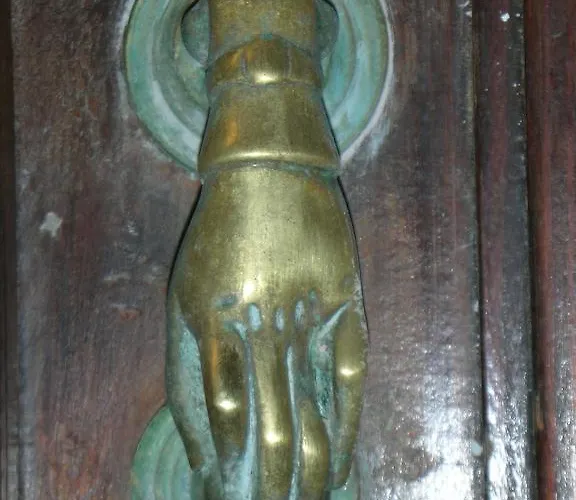 Myron House דירה חאניה