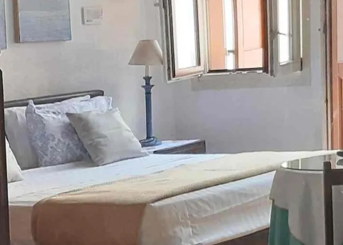 아파트 Myron House *